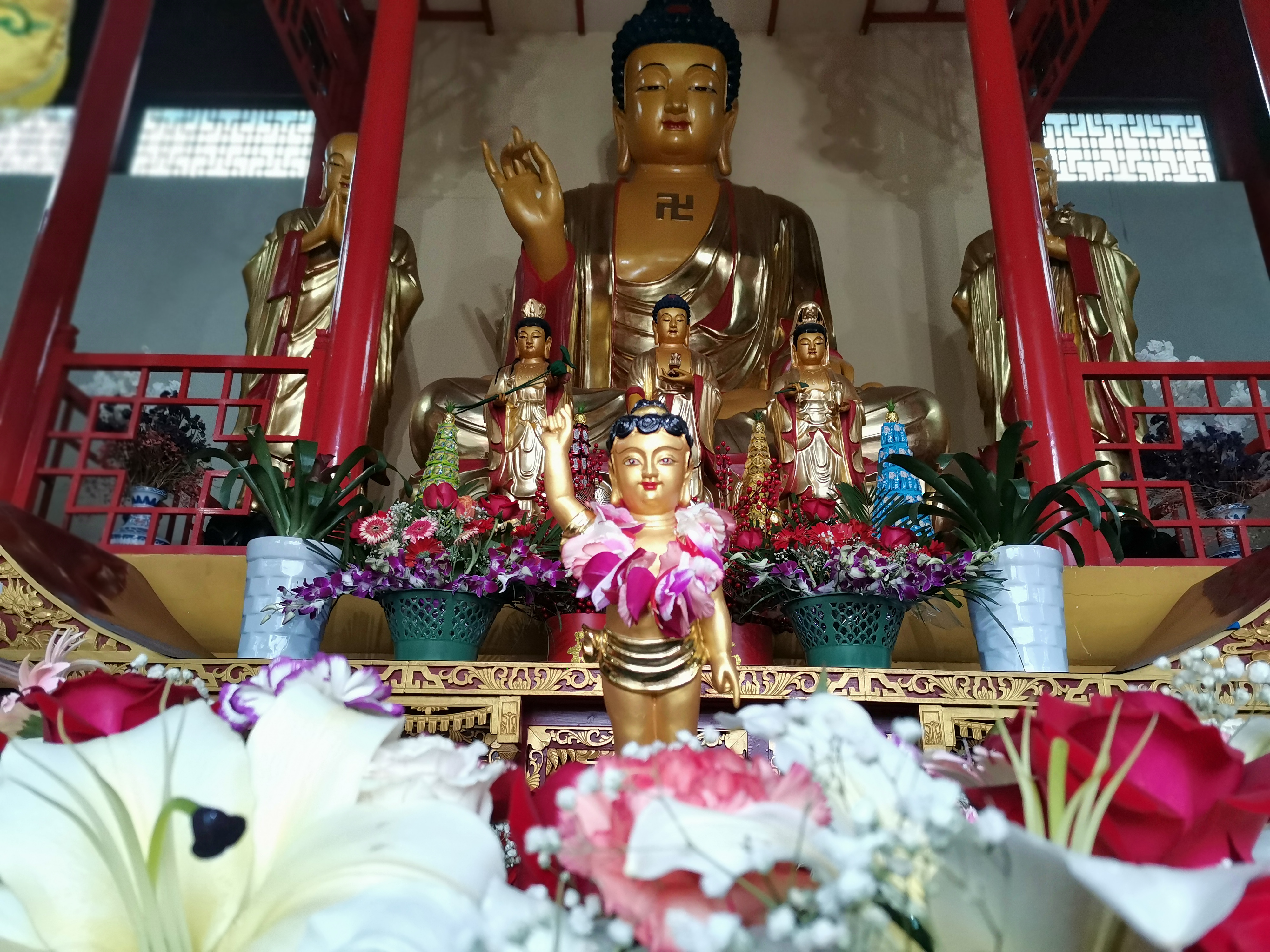 88爱彩释迦牟尼佛圣诞法会圆满